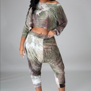 3 piece light weight harem lounge set 😉